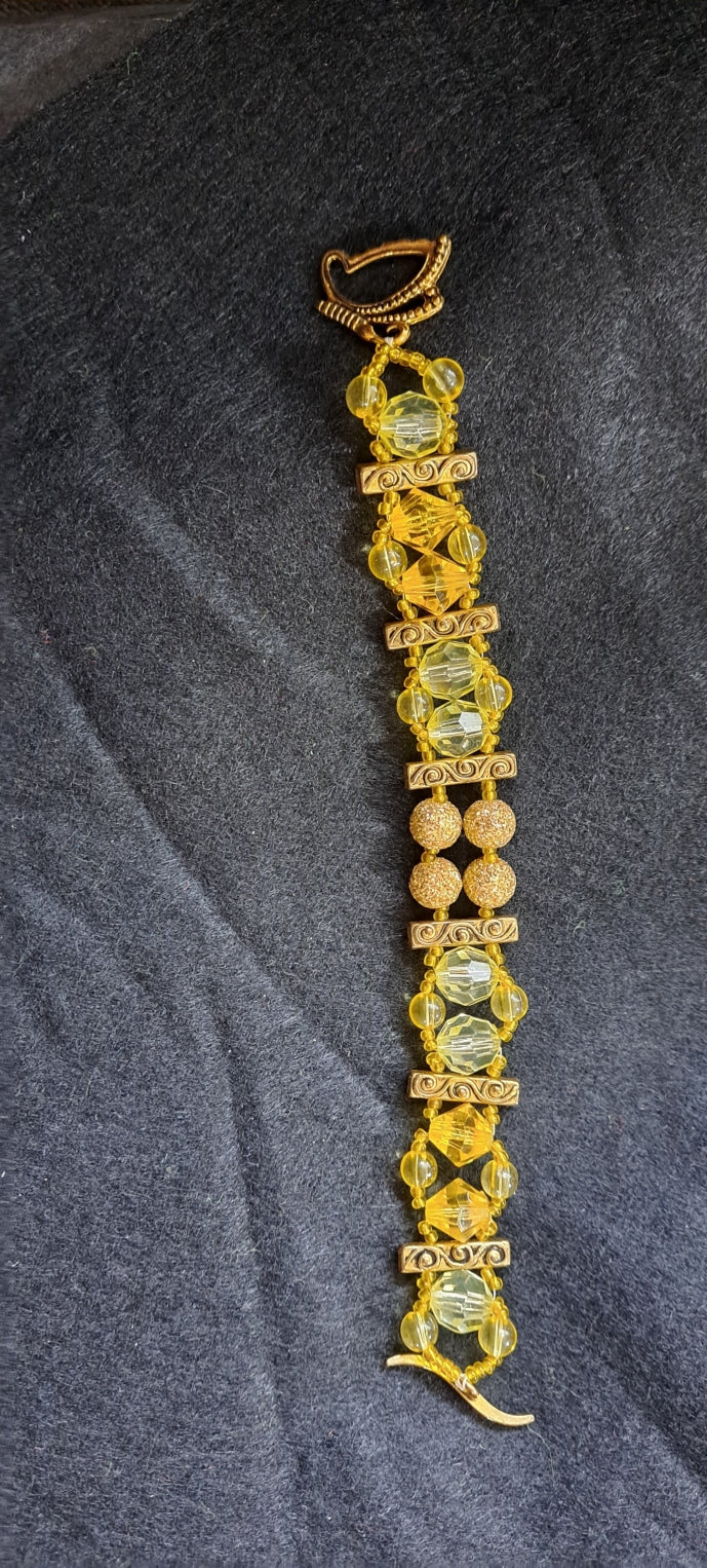 Golden Glow Beaded sunshine-inspired elegance